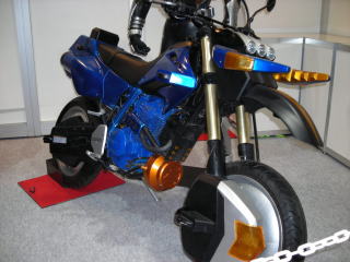 おなじく仮面ライダー。 昔だとなんでしょう?ライダーマンのバイクといったところでしょうか?